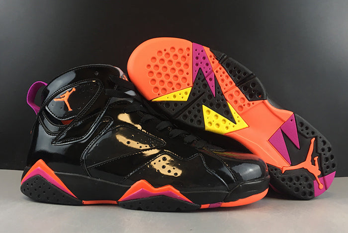 AIR JORDAN 7 "BLACK PATENT LEATHER" (WMNS)