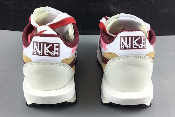 NIKE LDV WAFFLE SACAI "PINK"