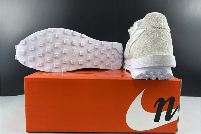 NIKE LDV WAFFLE SACAI 'WHITE NYLON'
