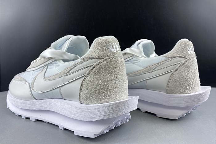 NIKE LDV WAFFLE SACAI 'WHITE NYLON'