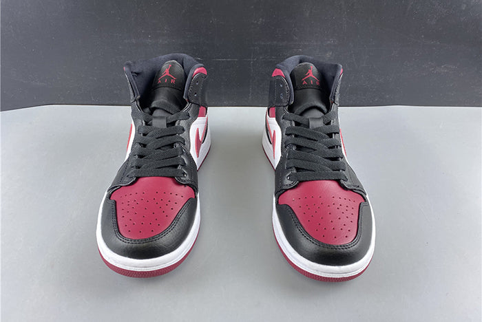 AIR JORDAN 1 MID "BRED TOE"