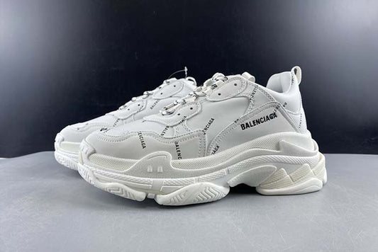 BALENCIAGA TRIPLE S TRAINERS WHITE LETTERS