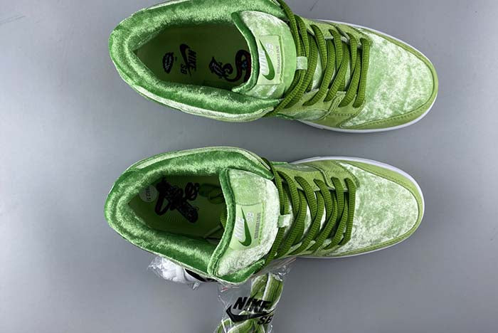 STRANGELOVE X NK SB DUNK LOW