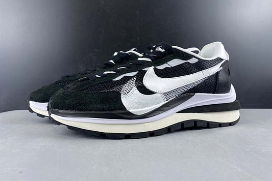 NIKE SACAI PEGASUA VAPORFLY "BLACK WHITE"