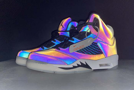 AIR JORDAN 5 “OIL GREY” (WMNS)