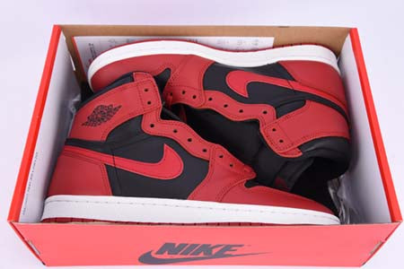 AIR JORDAN 1 "HIGH 85 CHICAGO"