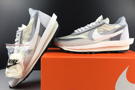 NIKE LDV WAFFLE SACAI "GREY"