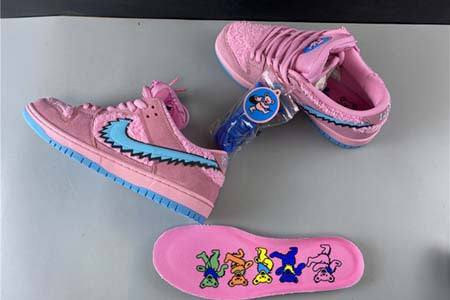 NIKE SB DUNK LOW GRATEFUL DEAD "BEARS PINK"