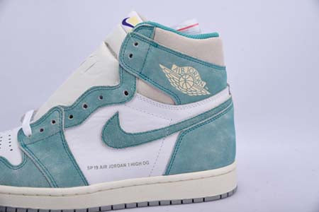AIR JORDAN 1 RETRO HIGH OG "TURBO GREEN"