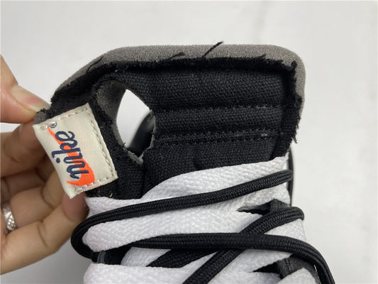 OFF-WHITE X NIKE DUNK LOW (BLACK ZIP TIE)