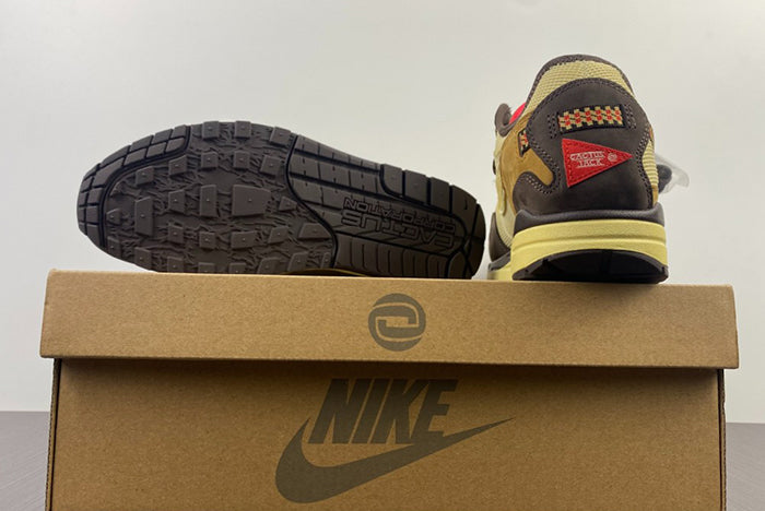 NIKE AIR MAX 1 TRAVIS SCOTT "CACTUS JACK "BAROQUE BROWN"