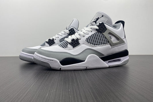 AIR JORDAN 4 RETRO "MILITARY BLACK"