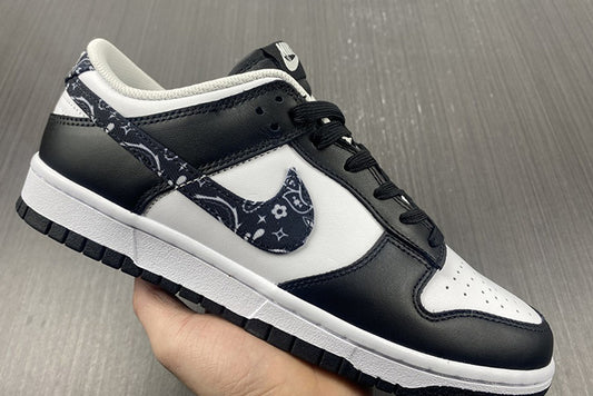 NIKE DUNK LOW ESSENTIAL "PAISLEY PACK BLACK"