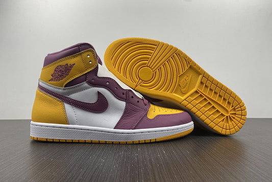 AIR JORDAN 1 HIGH OG “BROTHERHOOD"