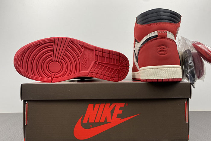 AIR JORDAN 1 RETRO HIGH "TRAVIS SCOTT CHICAGO"