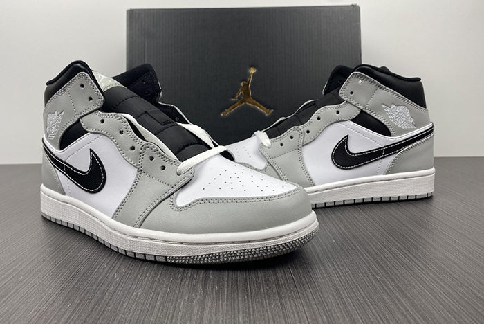 AIR JORDAN 1 MID “LIGHT SMOKE GREY”