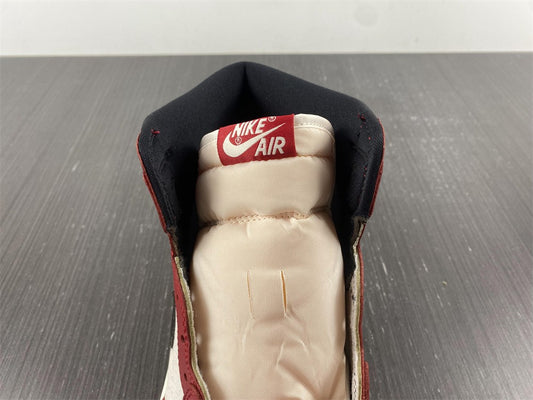 AIR JORDAN 1 HIGH OG "CHICAGO LOST & FOUND"