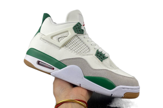 AIR JORDAN 4 RETRO SB "PINE GREEN"