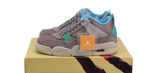 AIR JORDAN 4 RETRO "SP 30TH ANNIVERSARY UNION TAUPE HAZE"