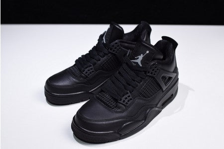 AIR JORDAN 4 RETRO "BLACK CAT"