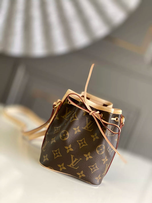 LOUIS VUITTON 15X13X9CM MINI NANO NOÉ