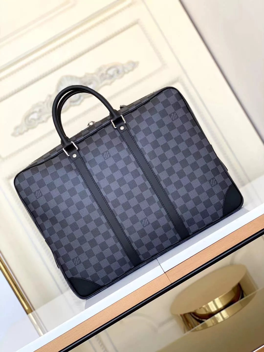 LOUIS VUITTON PORTE DOCUMENTS VOYAGE BAG