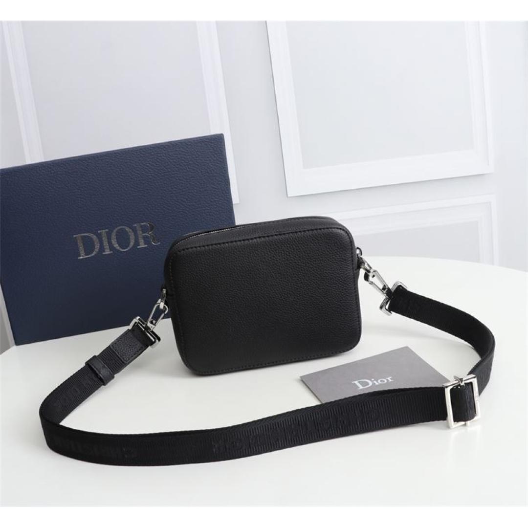 DIOR BELT BAG