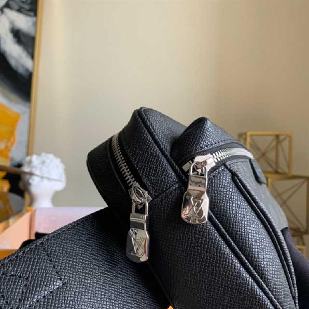 LOUIS VUITTON OUTDOOR BUMBAG TAIGARAMA IN BLACK