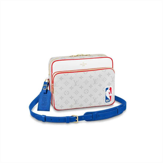 LOUIS VUITTON TRIO MESSENGER BAG