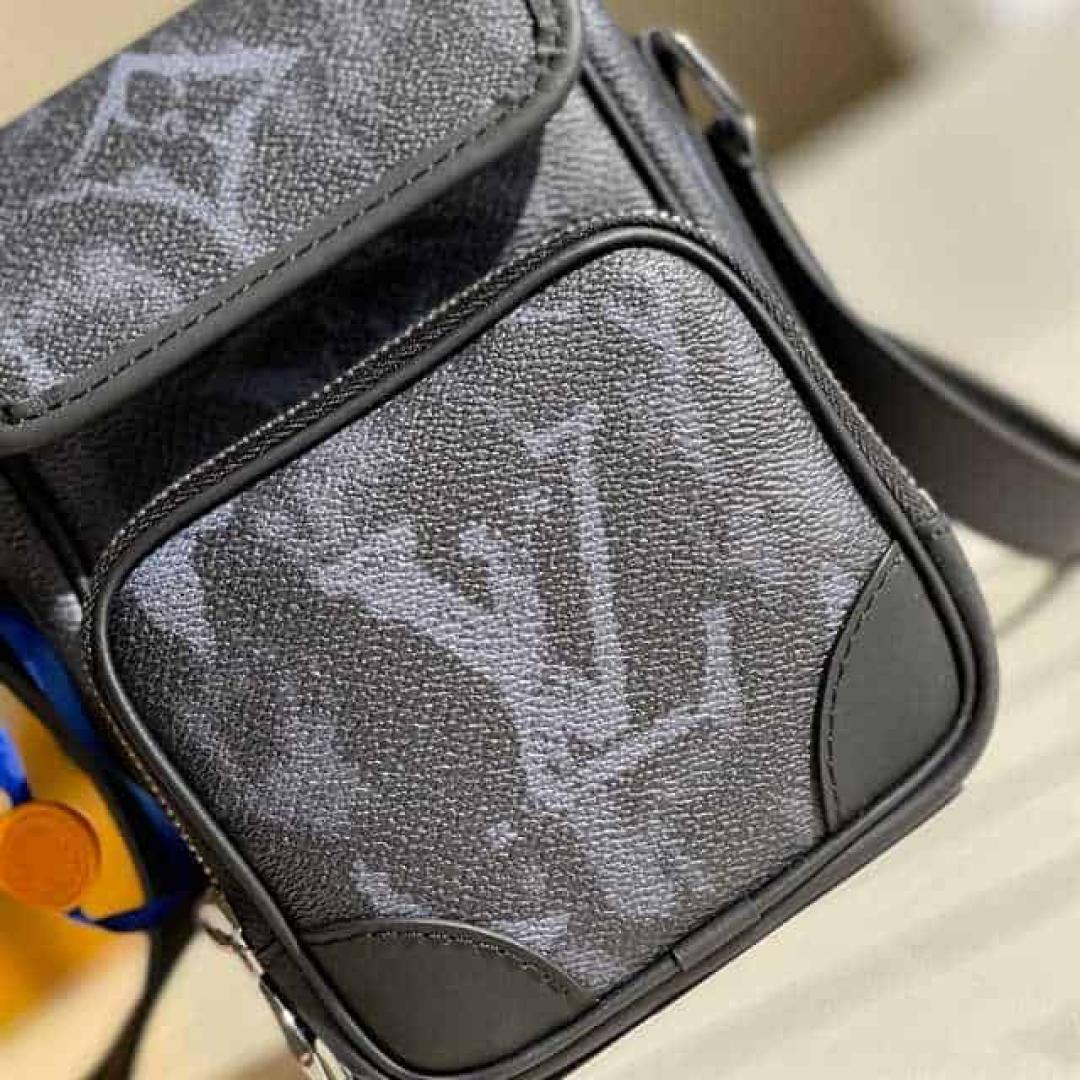LOUIS VUITTON NANO AMAZON MESSENGER