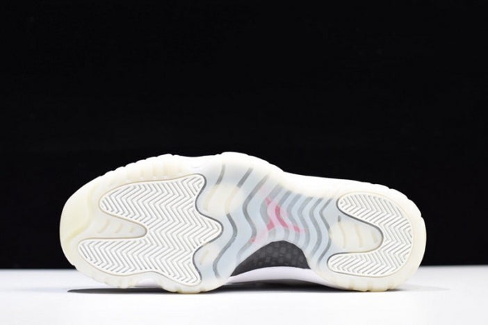 AIR JORDAN 11 "PLATINUM TINT"