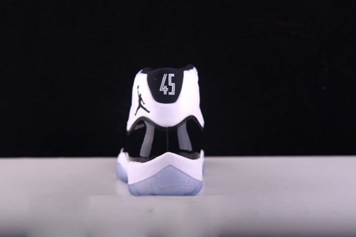 AIR JORDAN 11 RETRO "CONCORD"