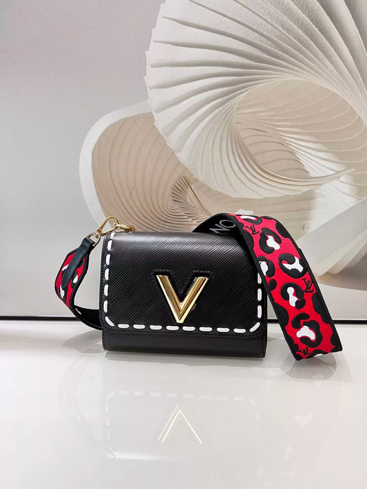 LOUIS VUITTON 19*15*9CM TWIST SMALL HANDBAG, EPI GRAIN LEATHER
