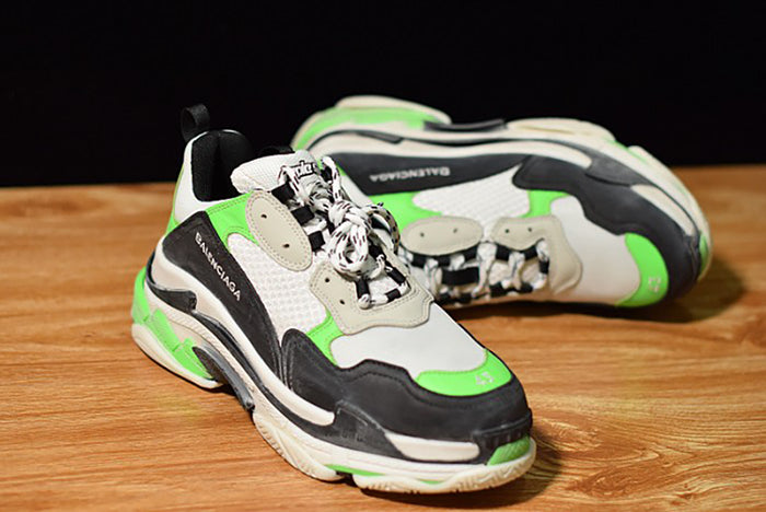 BALENCIAGA TRIPLE S