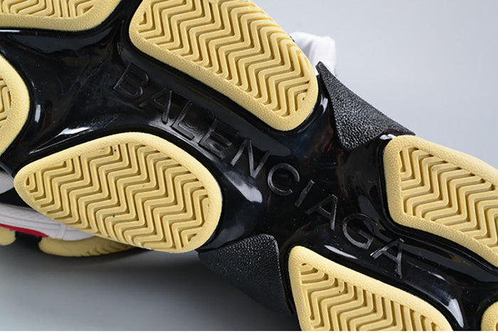 BALENCIAGA BLACK AND WHITE 17FW TRIPLE S