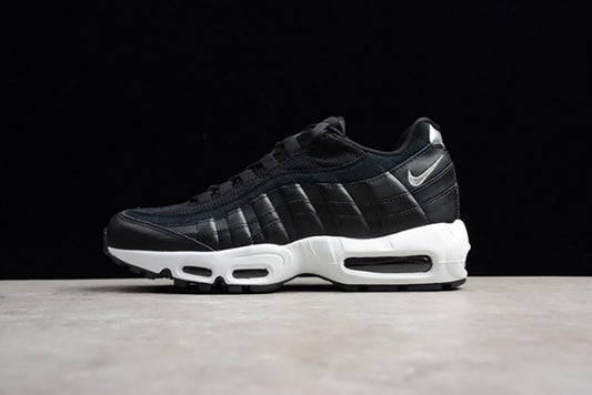 NIKE AIR MAX 95 "REBEL SKULLS"