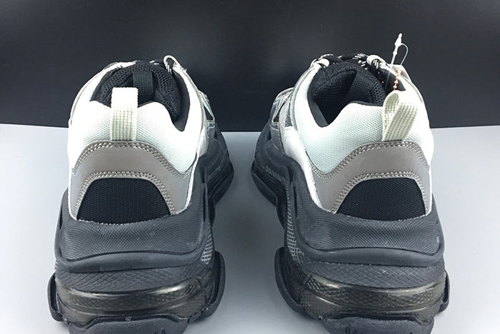 BALENCIAGA TRIPLE S TRAINER - BALENCIAGA -GREY