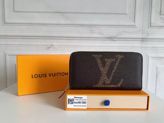 LOUIS VUITTON 19X10CM ZIPPY BAG