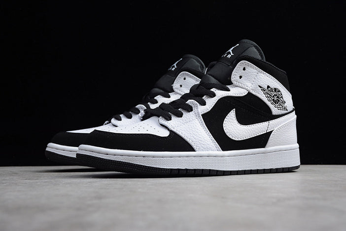 AIR JORDAN 1 MID "WHITE BLACK"