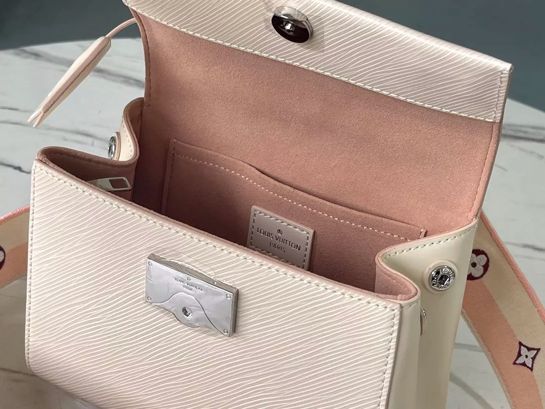 LOUIS VUITTON 20*16*7.5CM CLUNY MINI HANDBAG, EPI LEATHER