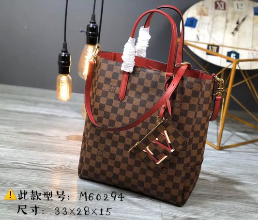 VUITTON FAVORITE 32×28×15CM EONOE MM BAG