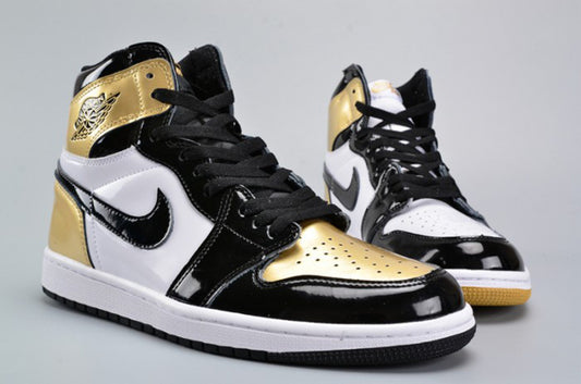 AIR JORDAN 1 RETRO "HIGH OG NRG COMPLEXCON"