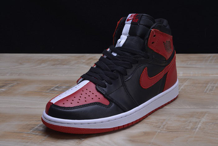 AIR JORDAN 1 RETRO HIGH "HOMAGE TO HOME"
