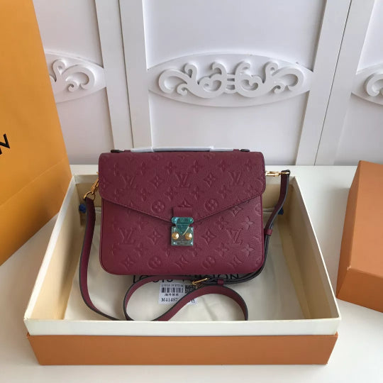 LOUIS VUITTON 25.0 X 19.0 X 7.0 POCHETTE MÉTIS MONOGRAMME EMPREINTE