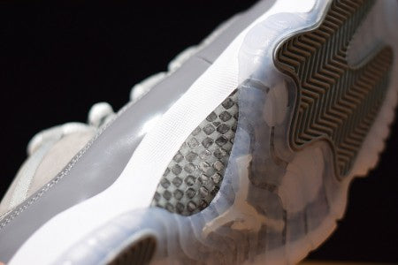 AIR JORDAN 11 LOW "COOL GREY"