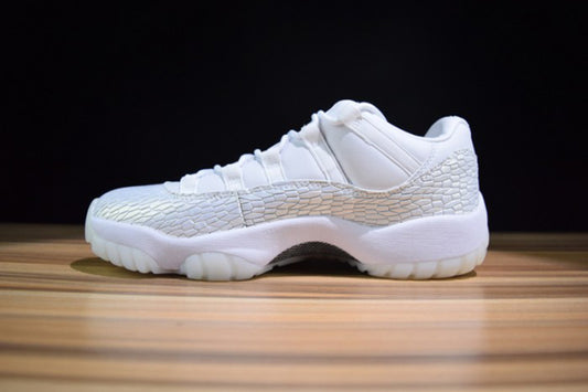 AIR JORDAN 11 LOW "HEIRESS FROST WHITE"