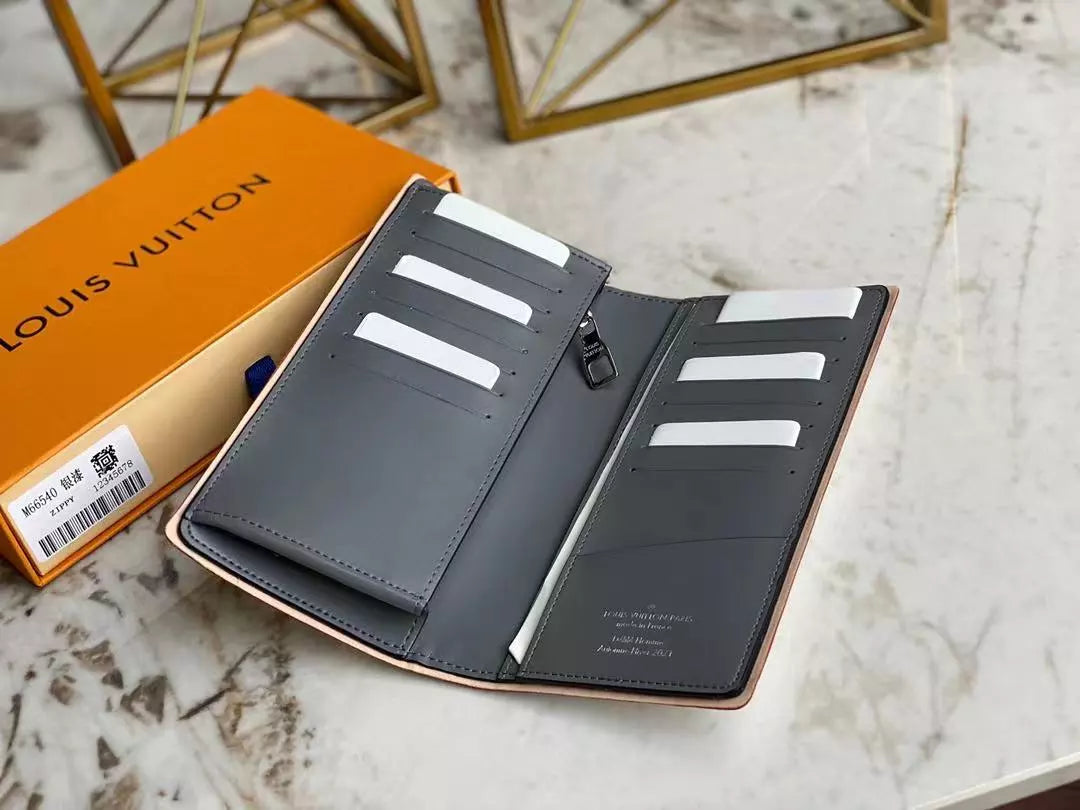 LOUIS VUITTON ZIPPY WALLET