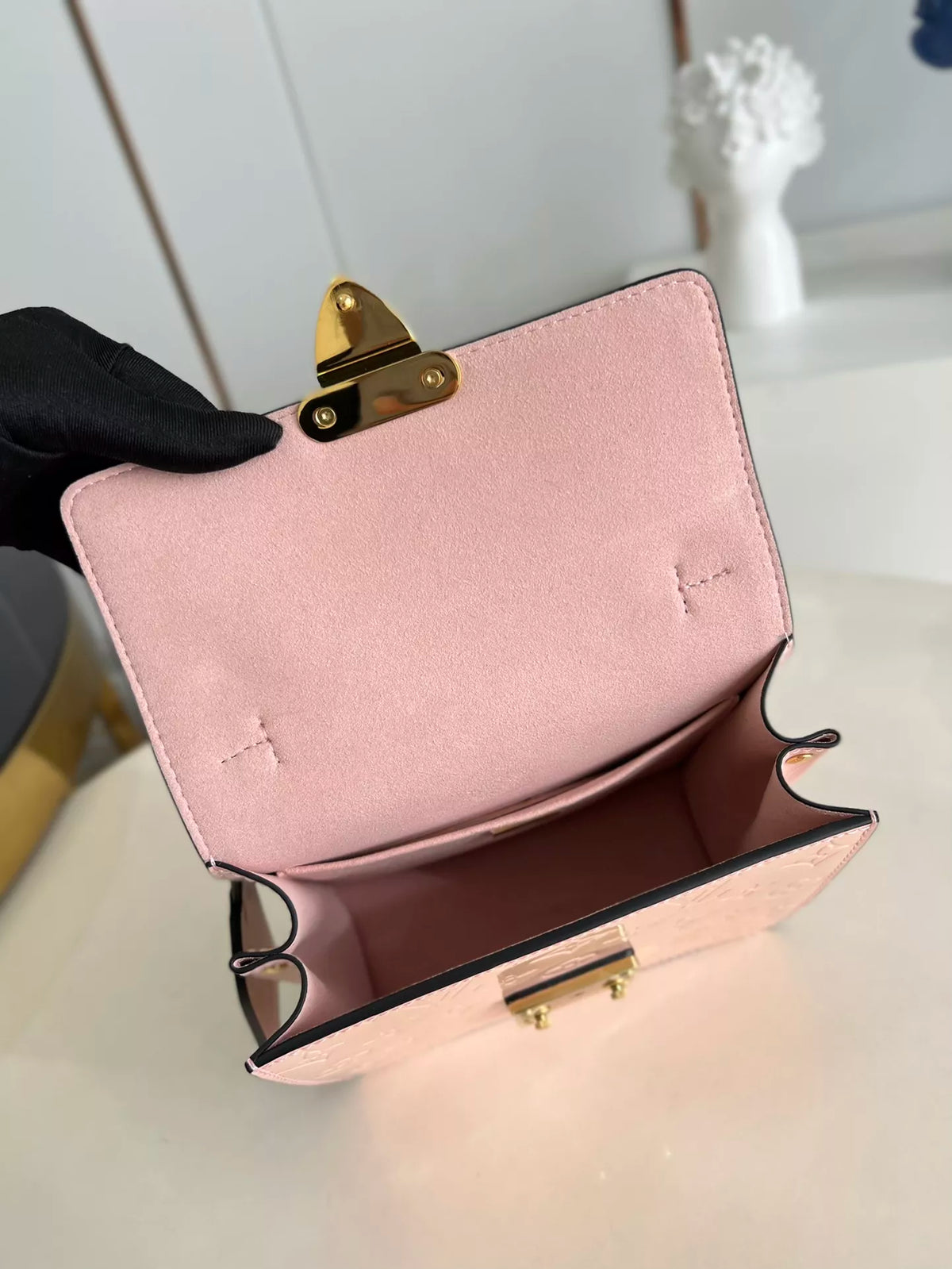 LOUIS VUITTON 17*16*8.5 CM SPRING STREET BAG