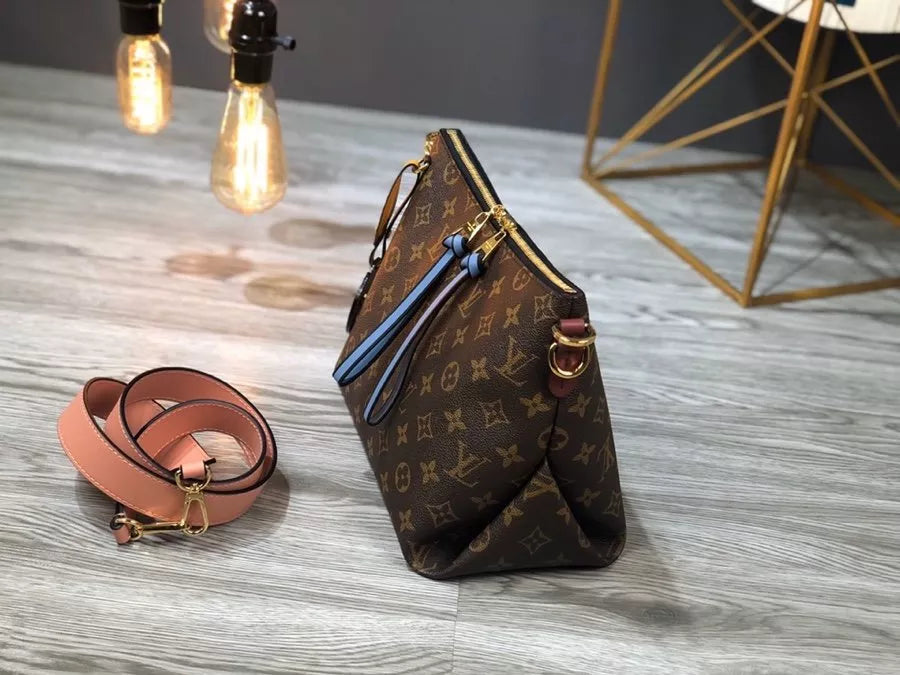 LOUIS VUITTON 25.0X 21.0X 15.0 CM BEAUBOURG HOBO