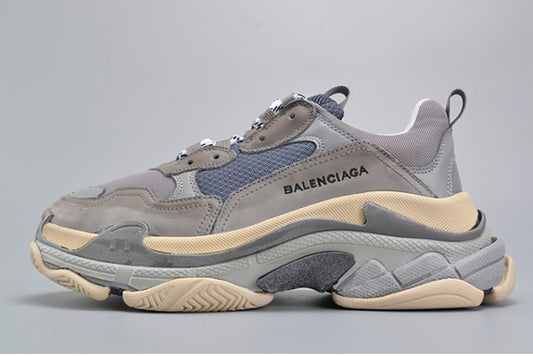 BALENCIAGA 17FW TRIPLE S WASHED SHOW SNEA GREY MENS